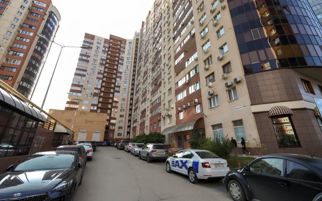 Апартаменты на улице Ерошевского 18