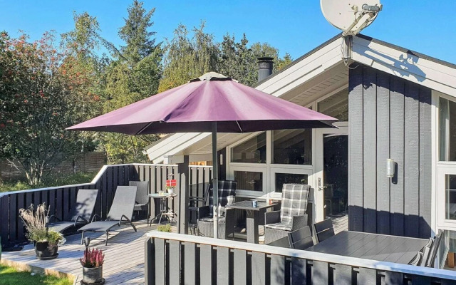5 Person Holiday Home in Hals
