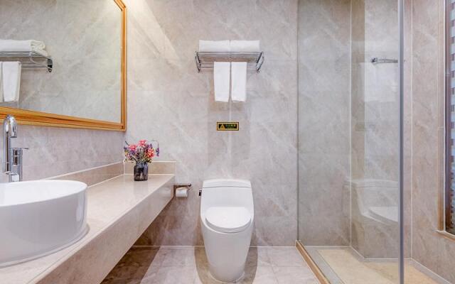 Vienna Hotel Shanghai Hongqiao National Exhibition Cente Sijing Metro Station
