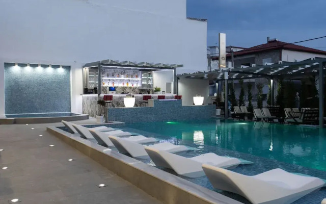 Aeonian Luxury Suites