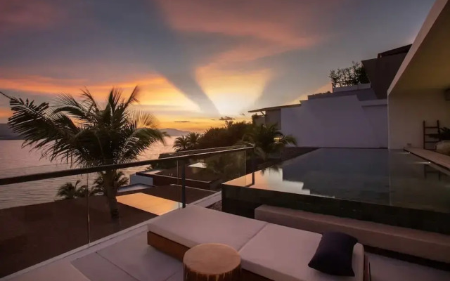 Gamay 3-bedroom Villa With Beach Access