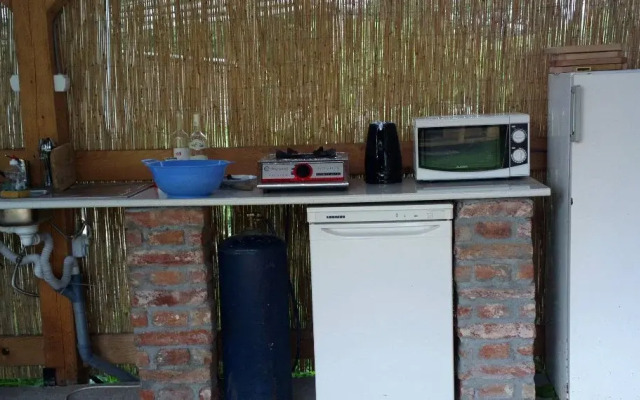 Turul Guesthouse and Camping