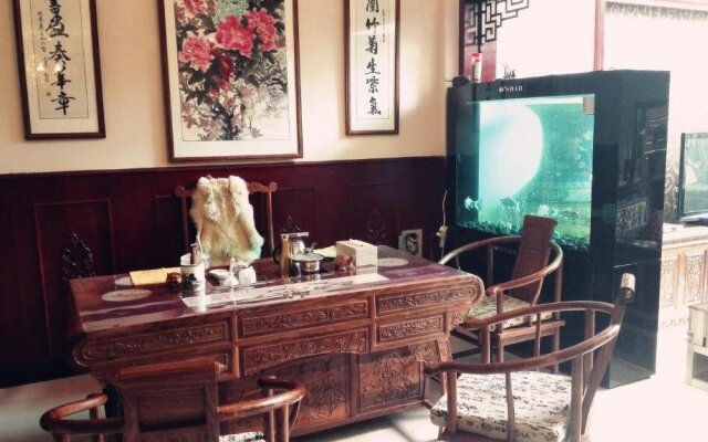 Mama Naxi Guesthouse