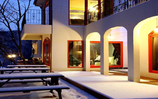 Gapyeong Hill Story Pension