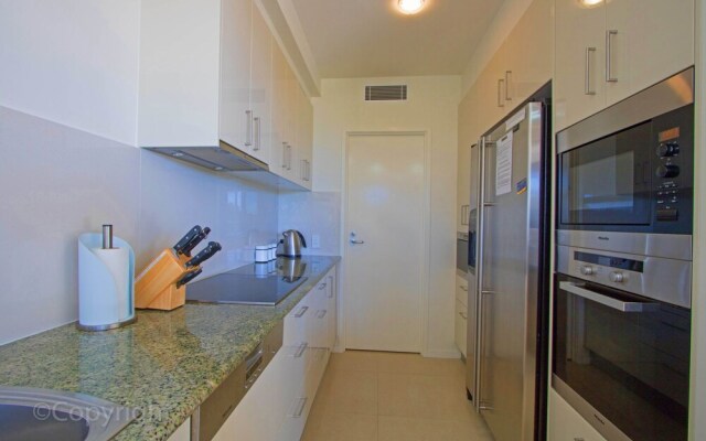 Ming Apartments #3 - 3/236 Marine Parade