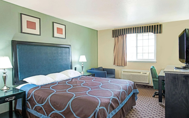 Super 8 by Wyndham Sacramento/Florin Rd
