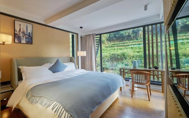 Wuhua Xingxiang Shanfang Hotel