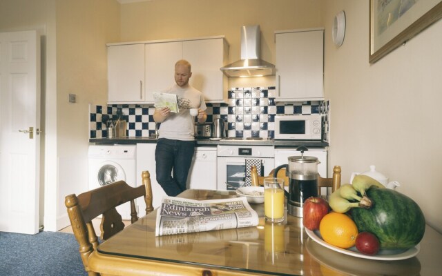 Fountain Court Apartments - Morrison