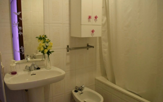 Apartamento frente a Palacio de Congresos (Fibes)