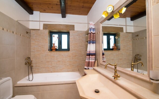 Athina Traditional Villa