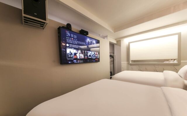 Ekklim Business Hotel