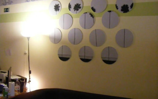 Yolo Hostel