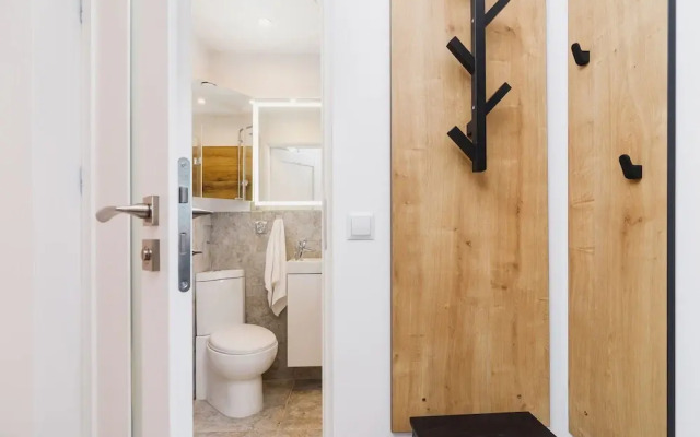 Apartment Daszynskiego Cracow by Renters