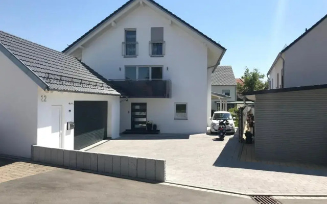 Ferienwohnung am Zeppelin Hangar