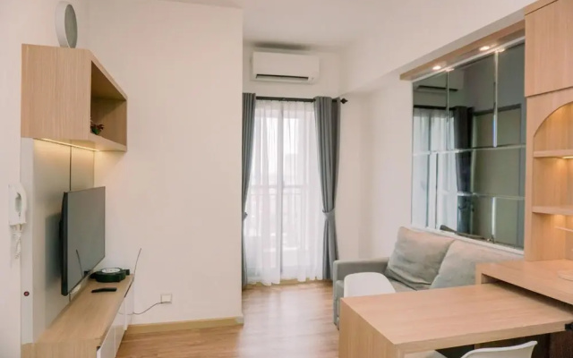 Modern Look 2Br Apartment M-Town Residence