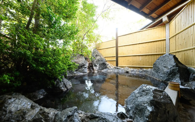 Yufuin Onsen Ryokan Mebaeso