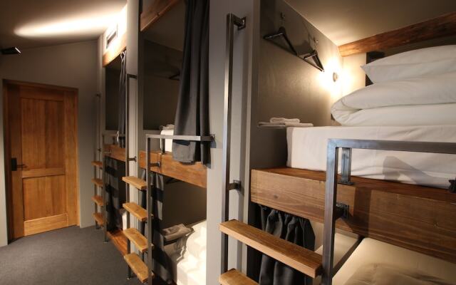 SEKAI HOTEL Deep Osaka Experience - Hostel