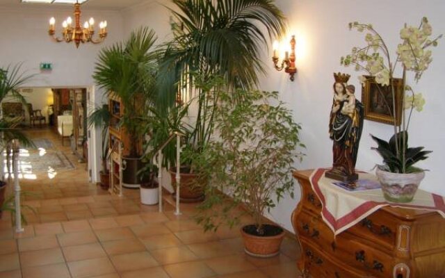 Hotel Pension Landhaus Fuhrgassl Huber