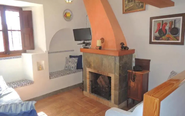 Charming Villa With Pool in Algaida