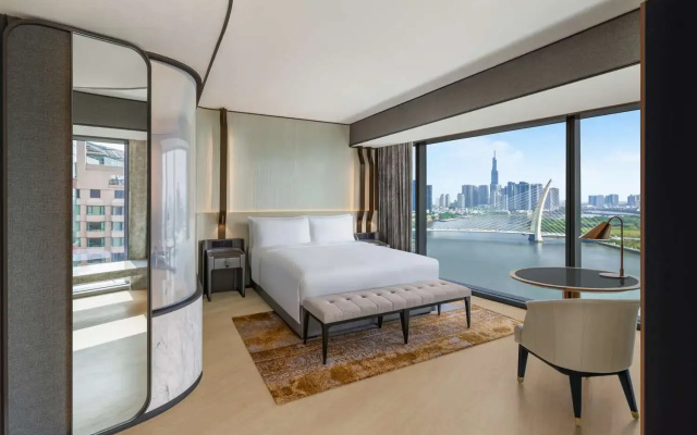Hilton Saigon