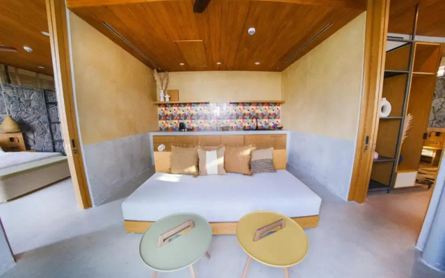 Birdcage 33 Hotel - Adult Only