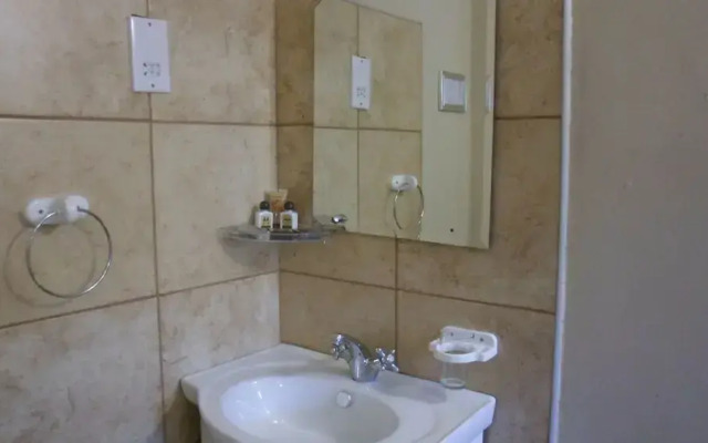 Kamore Guest Inn