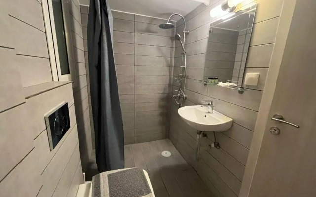 CHARMING APARTMENT IN GYZI vipgreece