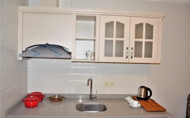 Emil House Apart Hotel