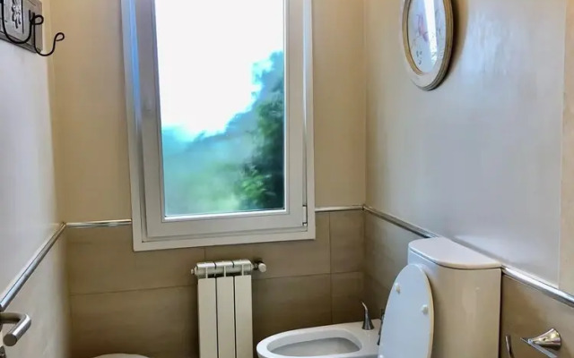 Acogedora Casa En Exclusivo Barrio