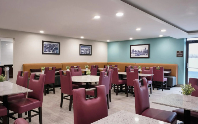 Comfort Inn & Suites Pottstown Eastern Gateway