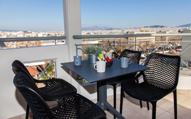 Glamour Rooftop Apartment near Athens