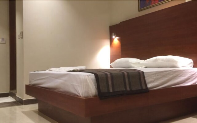Azeez Avenue hotel