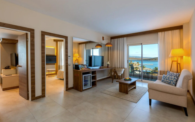 Design Plus Seya Beach Hotel