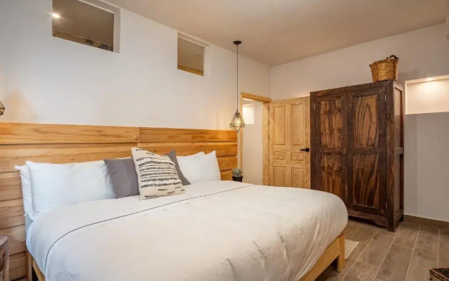 Casa Pandurata 2 Bedroom Suite - AC Heat WIFI