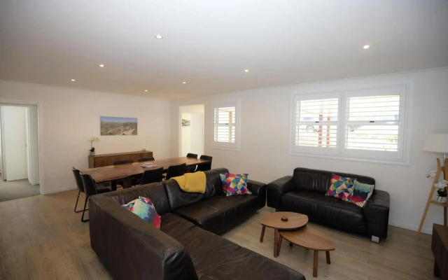 46 Banjo Patterson Crescent