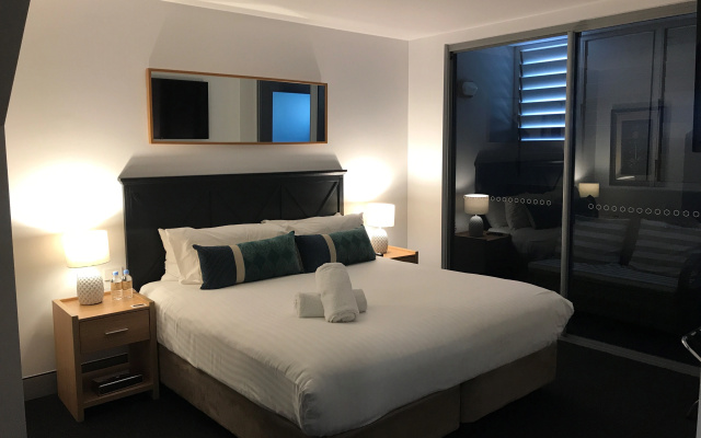 Crown on Darby – Guest Rooms – Cooks Hill