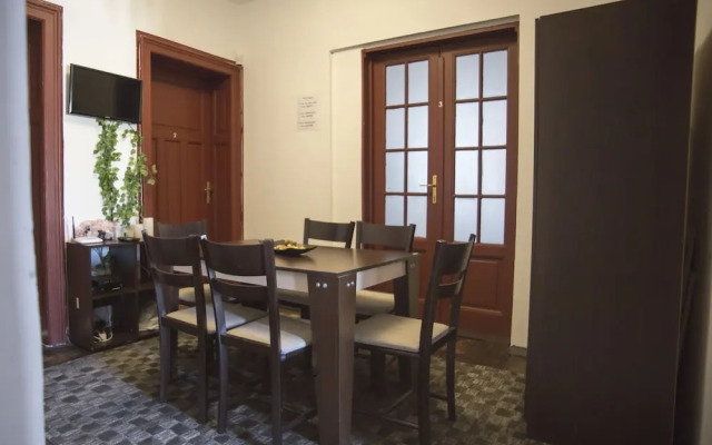 Italian House Simeon