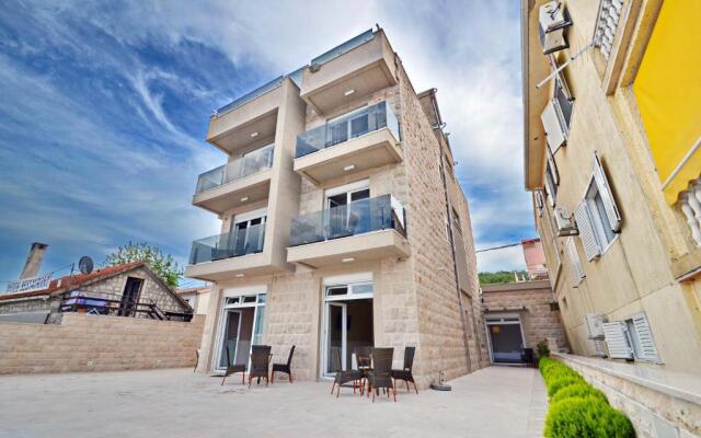 Apartments Bojana