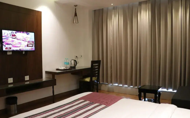 Wedcation By Tivoli - A Unit of Palmdale Resort