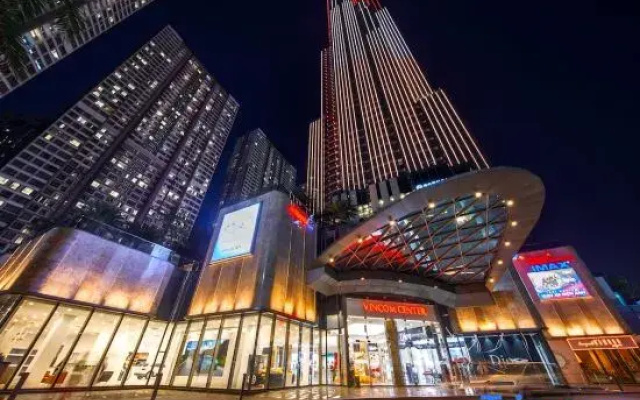 The Vista Landmark Central Park Apartment