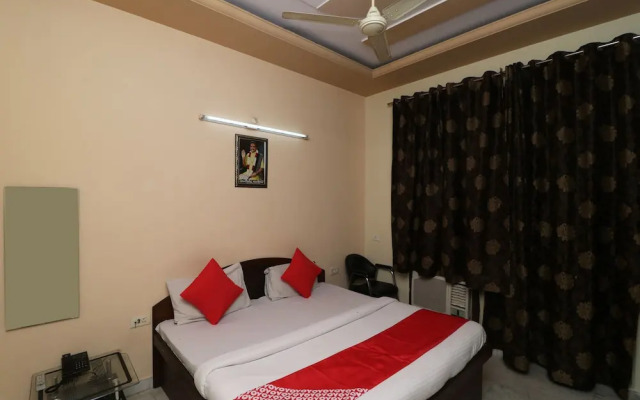 Hotel Gurudham Vrindavan by OYO Rooms