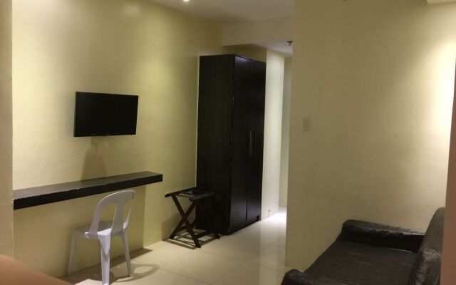 Canberry Hotel