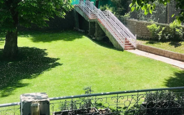 Grand Premium Continental Hotel