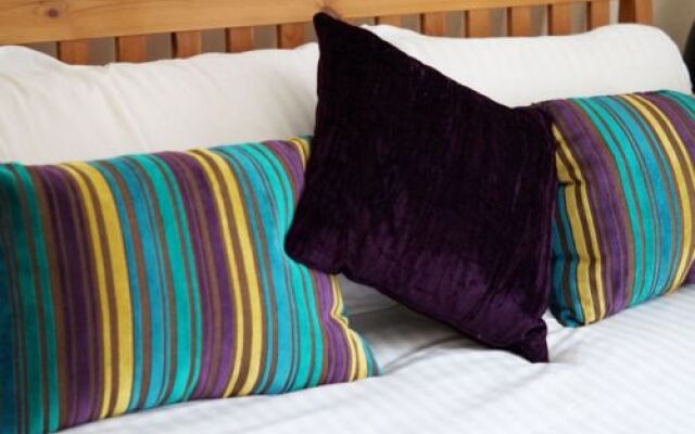 House Erren Trins 19928