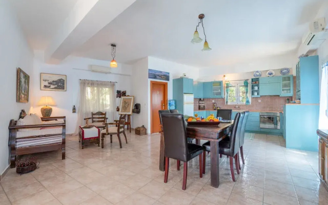 Maroussa's Apartment's