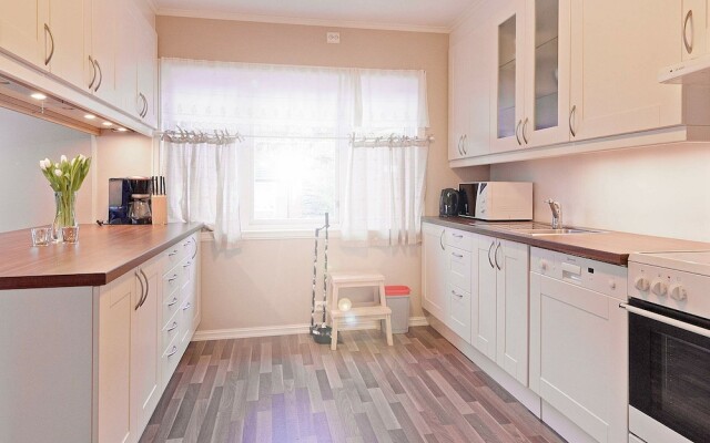 10 Person Holiday Home in Kjølsdalen