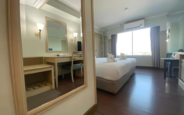 Mayflower Grande Hotel Phitsanulok – Guest Rooms – Phitsanulok