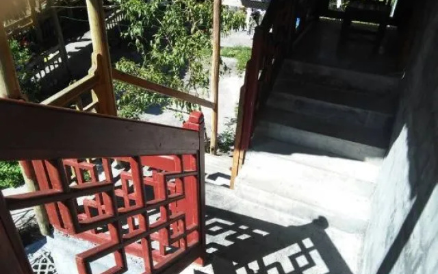 Jishou Fengyuqiao Inn – Balcony – Xiangxi