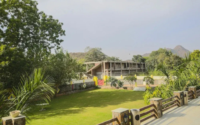 OYO 24395 Hills Retreat Resort