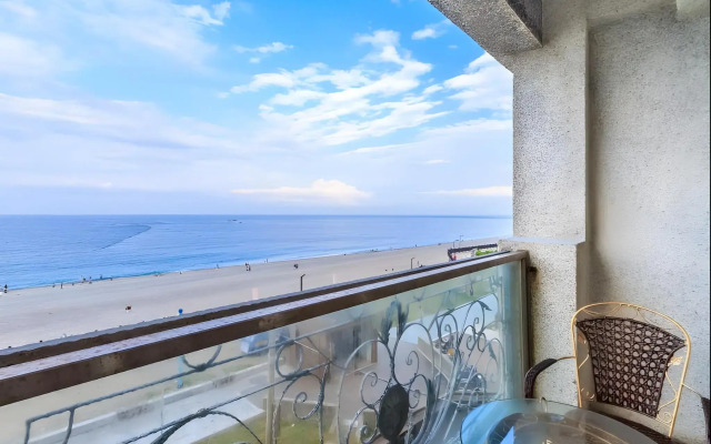 Starrise Leisure Hotel